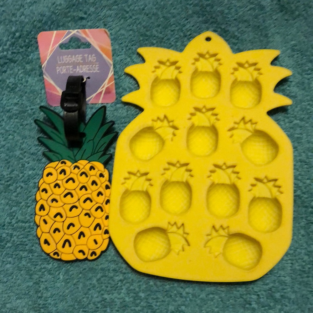 Cute Pineapple Luggage Tag New & Silicone Pineapple Ice Cube Tray